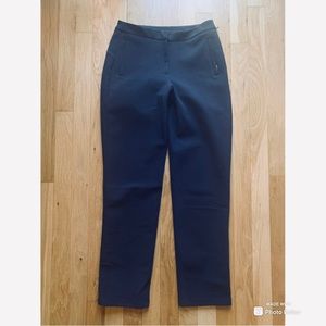 Lululemon On the Move Pant 28”